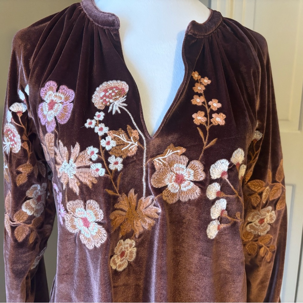 Spartina 449 Velvet Top in Rich Brown - Picture 2 of 5